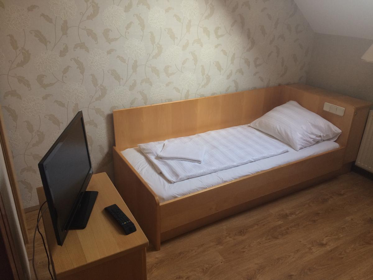 Venusz Panzio Es Vendeglo Bed & Breakfast Bagod Exterior foto